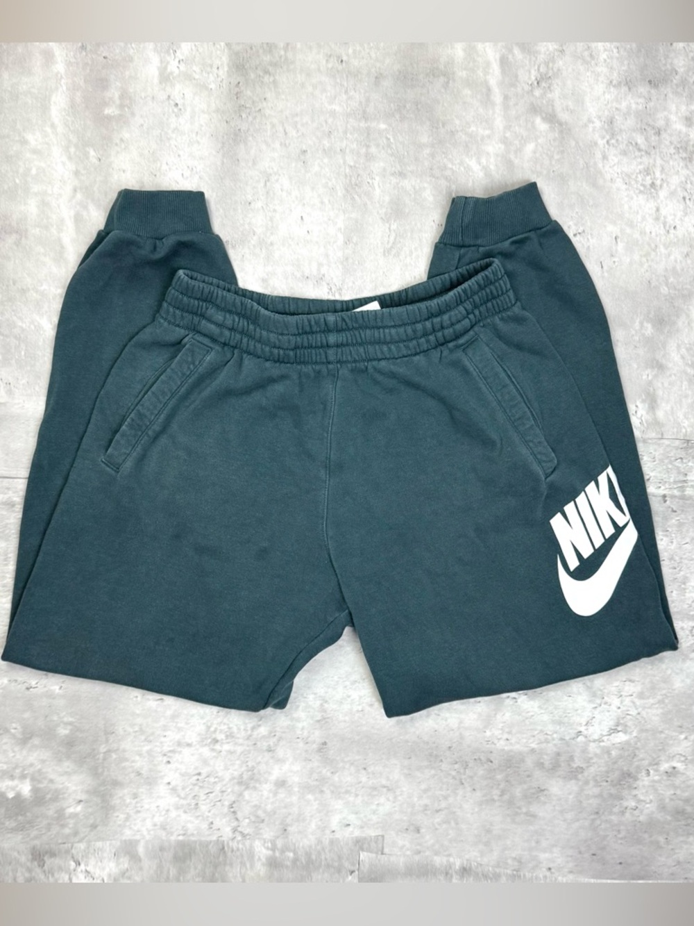 Nike Jogger Sweatpants Juniors XL Green Fleece Logo Sweatpants